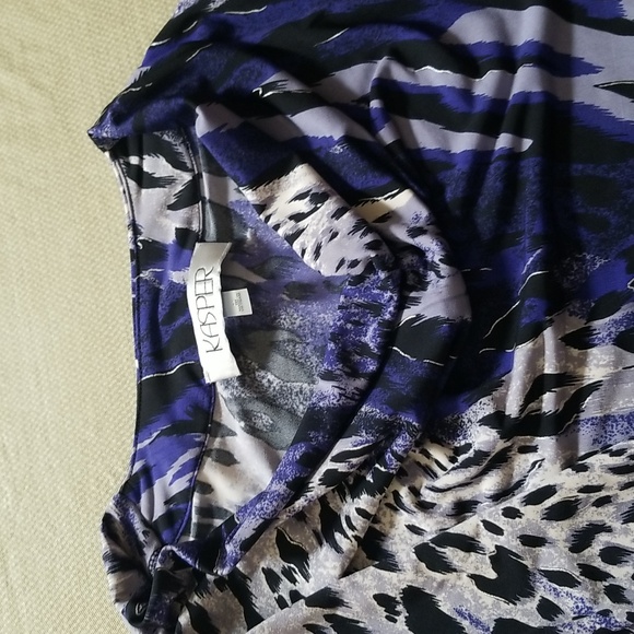 🥳Host Pick🥳 Kasper Purple and Black Animal Print Top - Picture 4 of 6